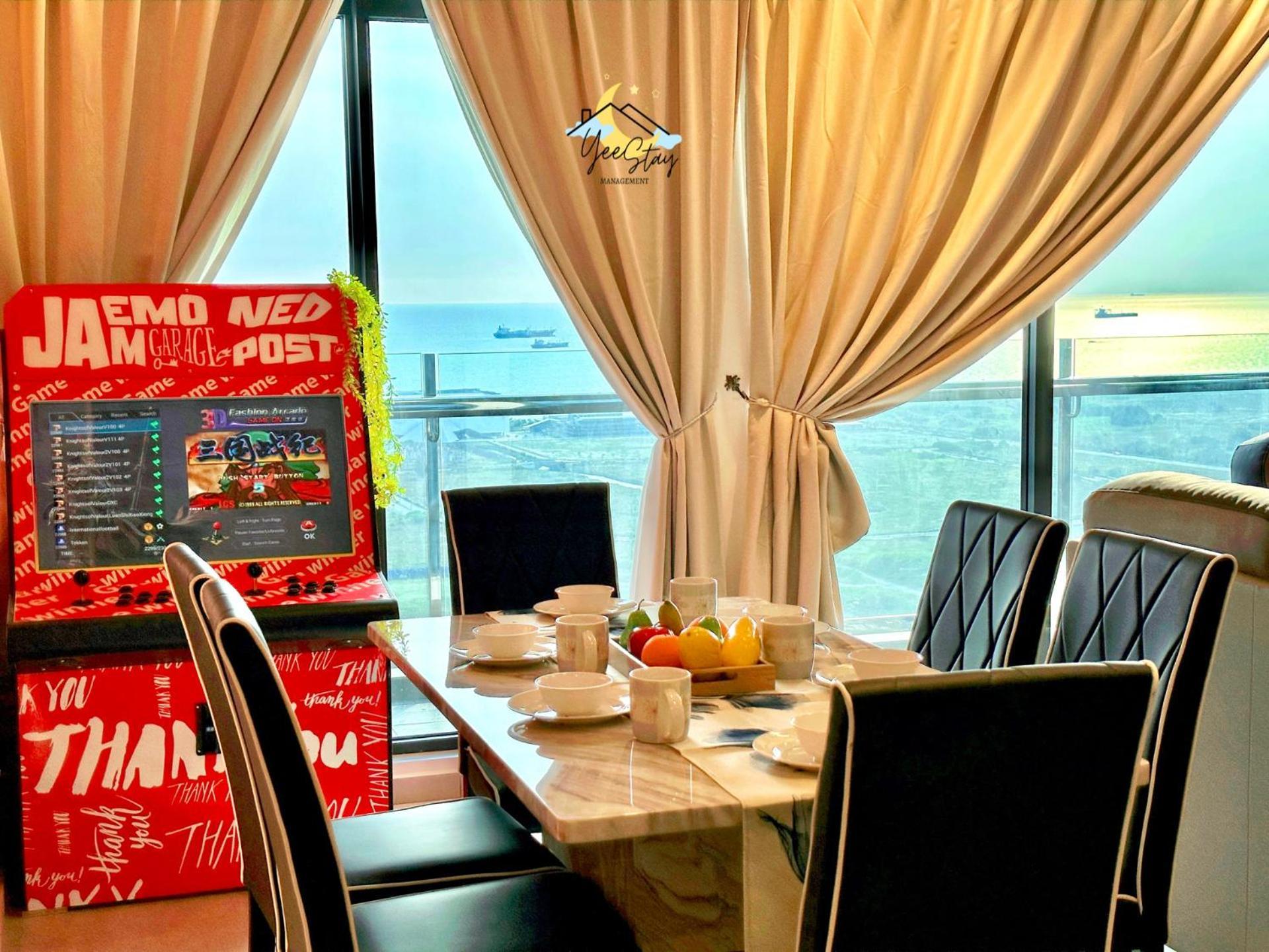 Atlantis 8-12pax/netflix/video Game/5min To Jonker Pangsapuri Malacca