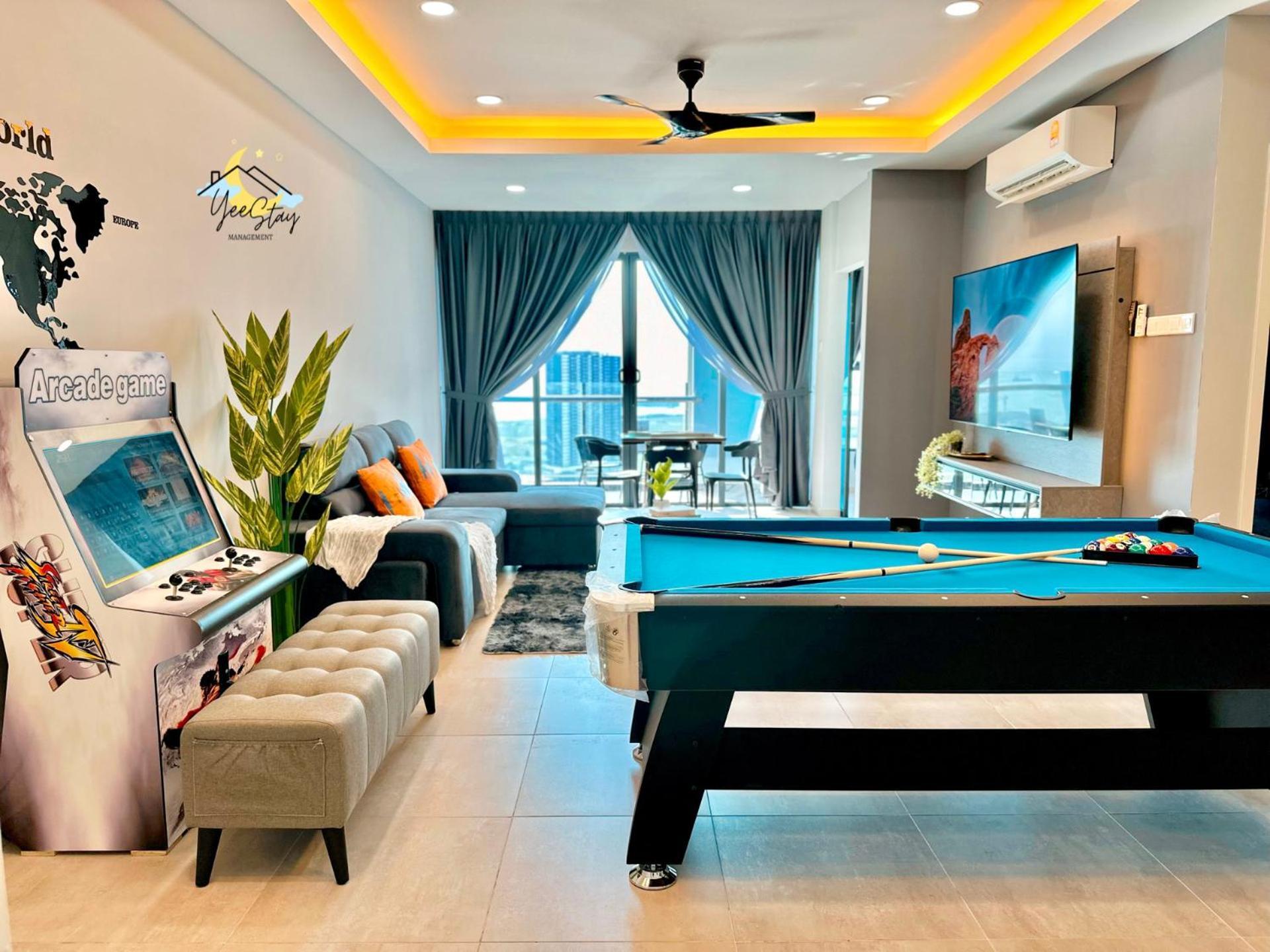 Atlantis 8-12pax/netflix/video Game/5min To Jonker Malacca