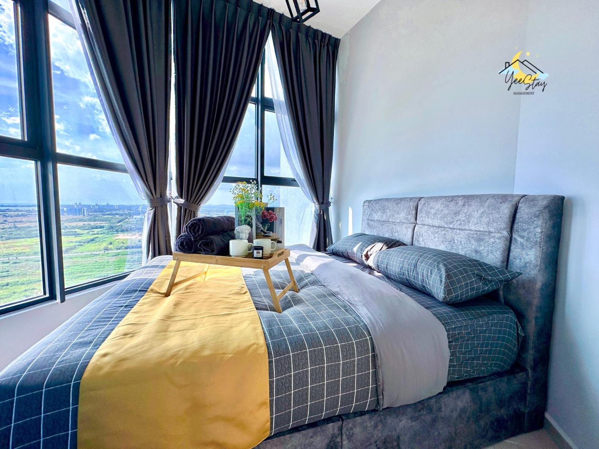 Atlantis 8-12pax/netflix/video Game/5min To Jonker * Malacca