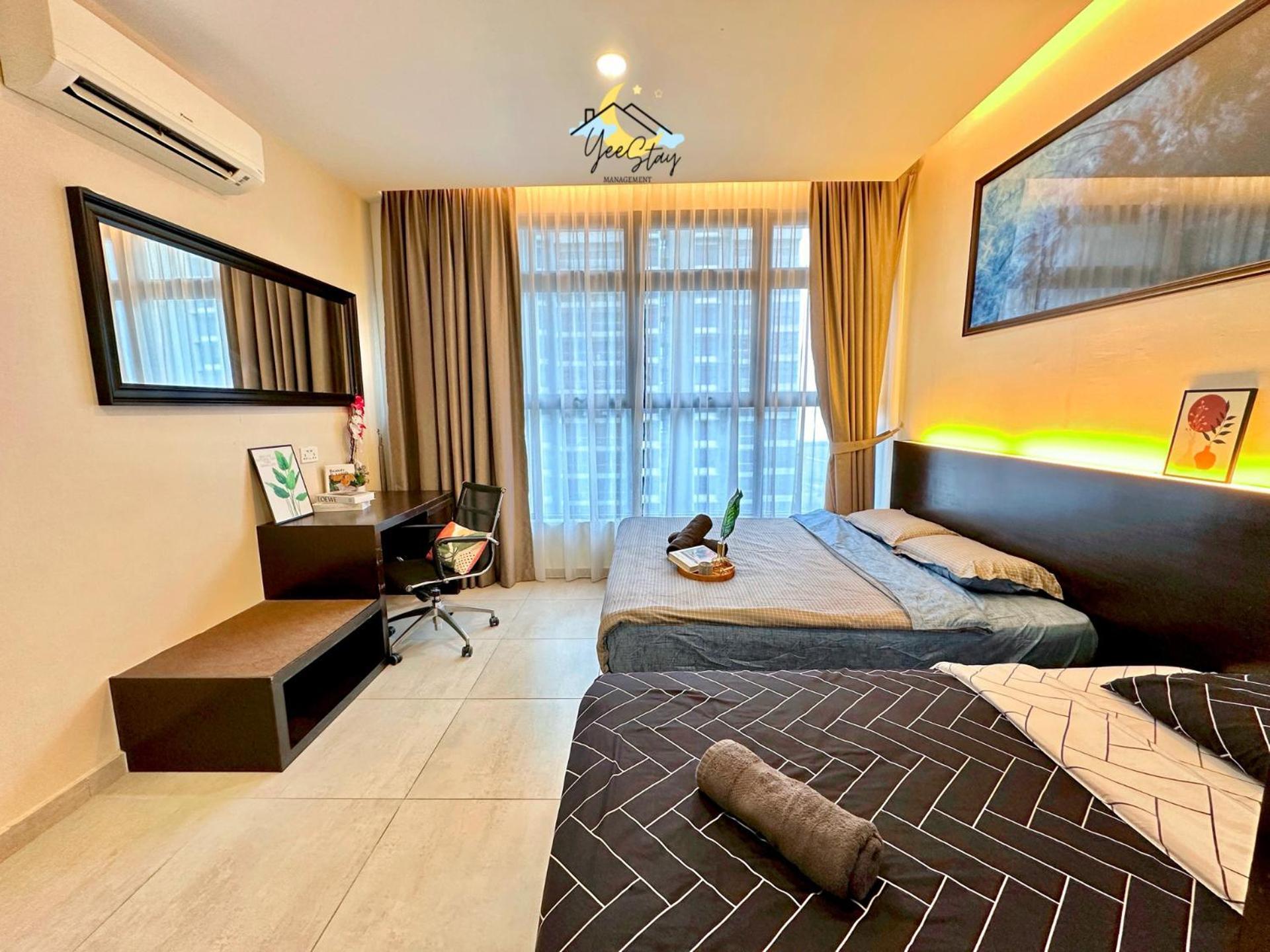 Atlantis 8-12pax/netflix/video Game/5min To Jonker