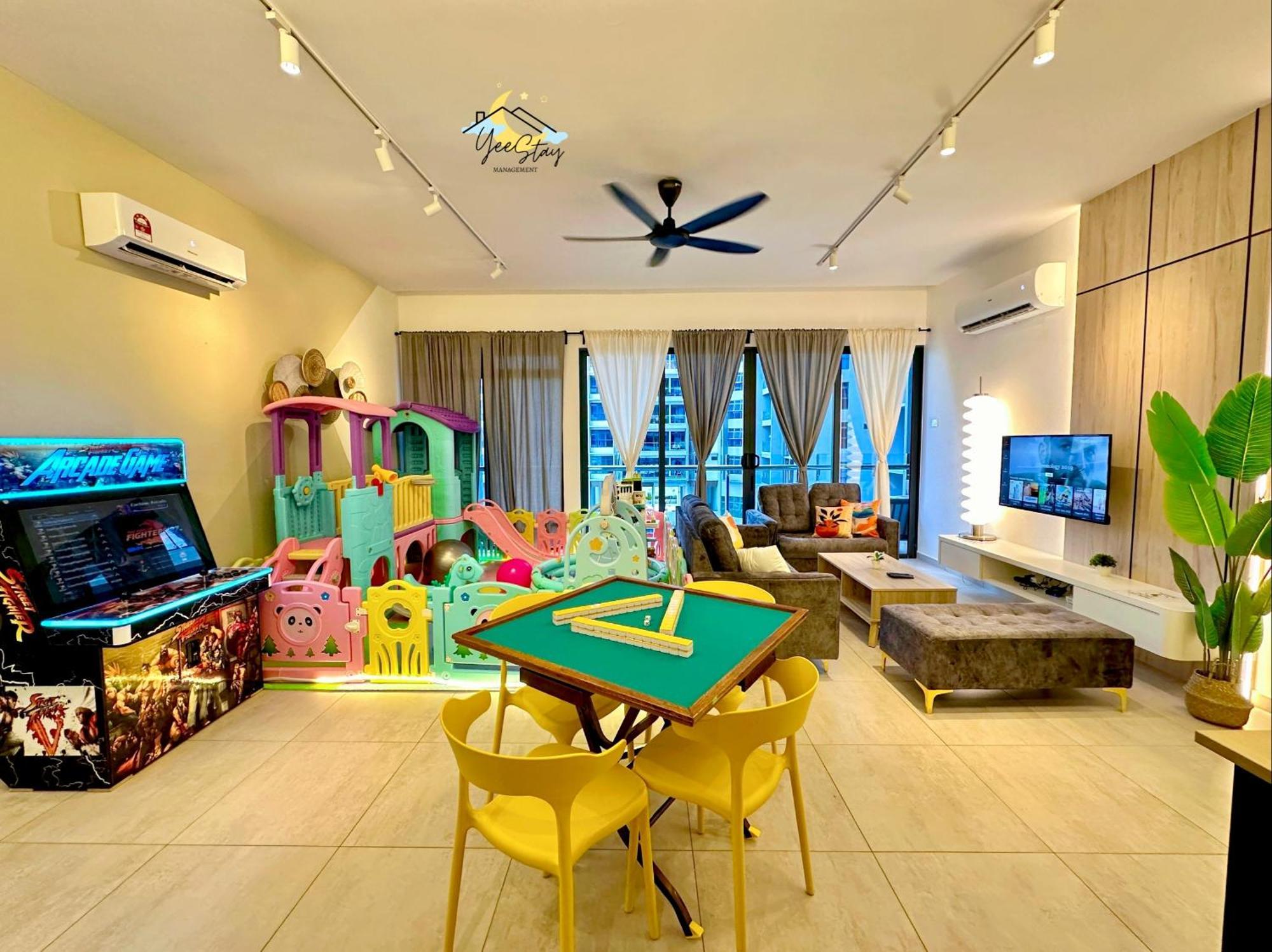 Atlantis 8-12pax/netflix/video Game/5min To Jonker * Malacca