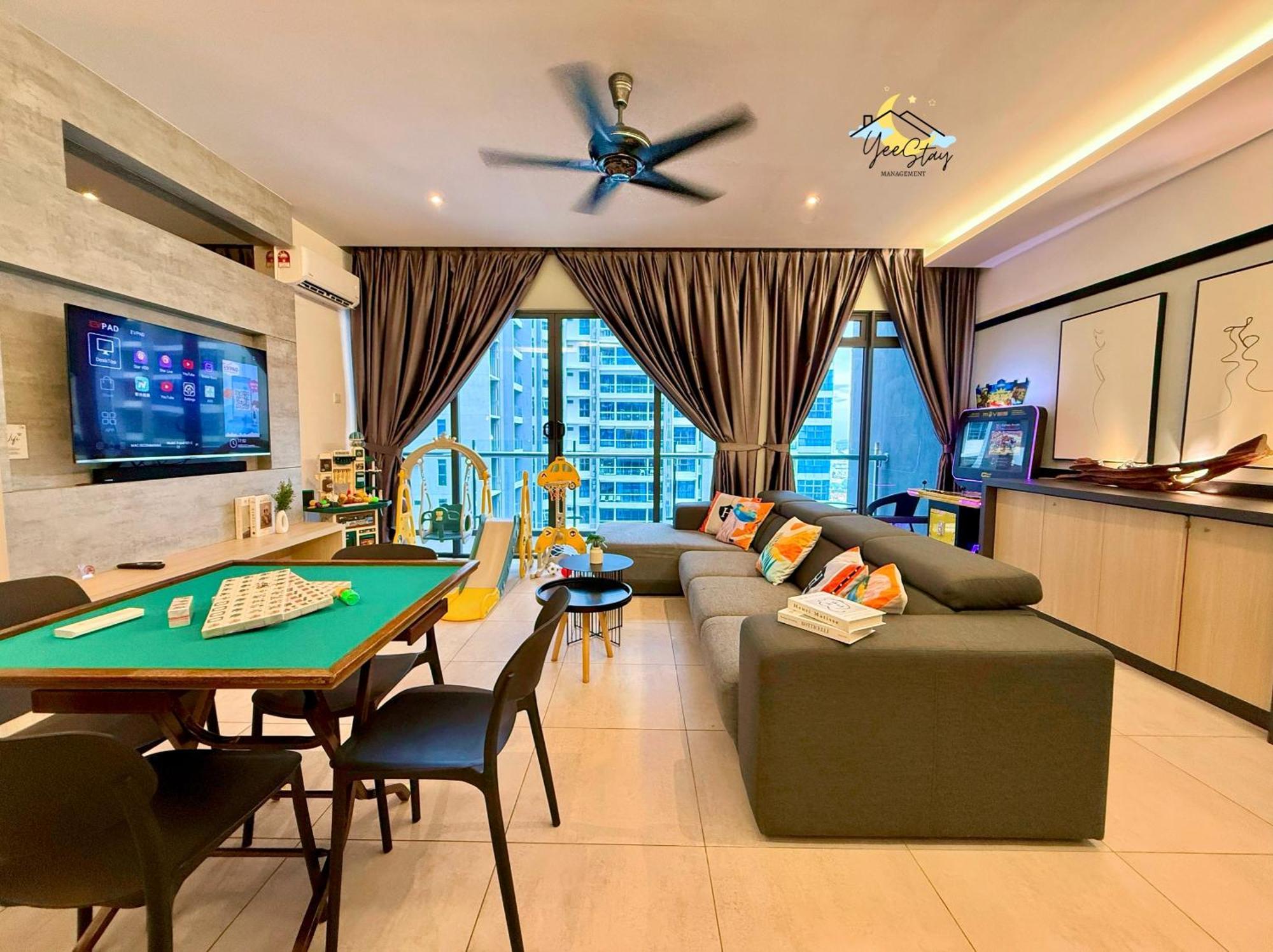 Atlantis 8-12pax/netflix/video Game/5min To Jonker