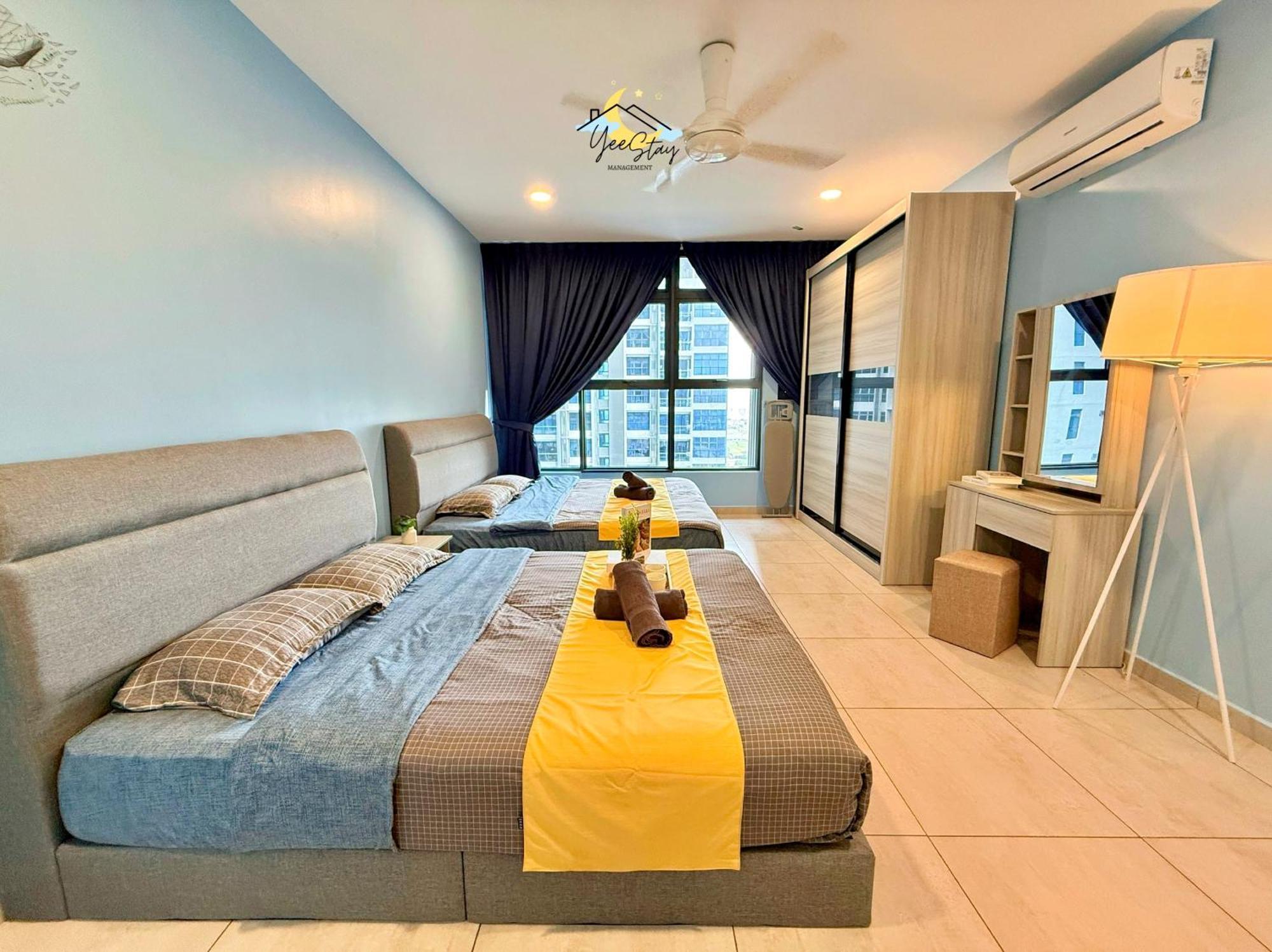 Atlantis 8-12pax/netflix/video Game/5min To Jonker *